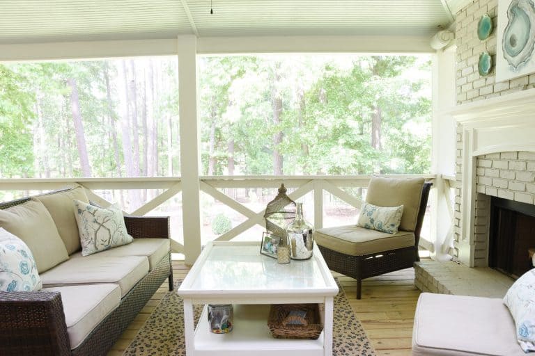 The Delightful Home {Southern Screened Porch} – Dixie Delights