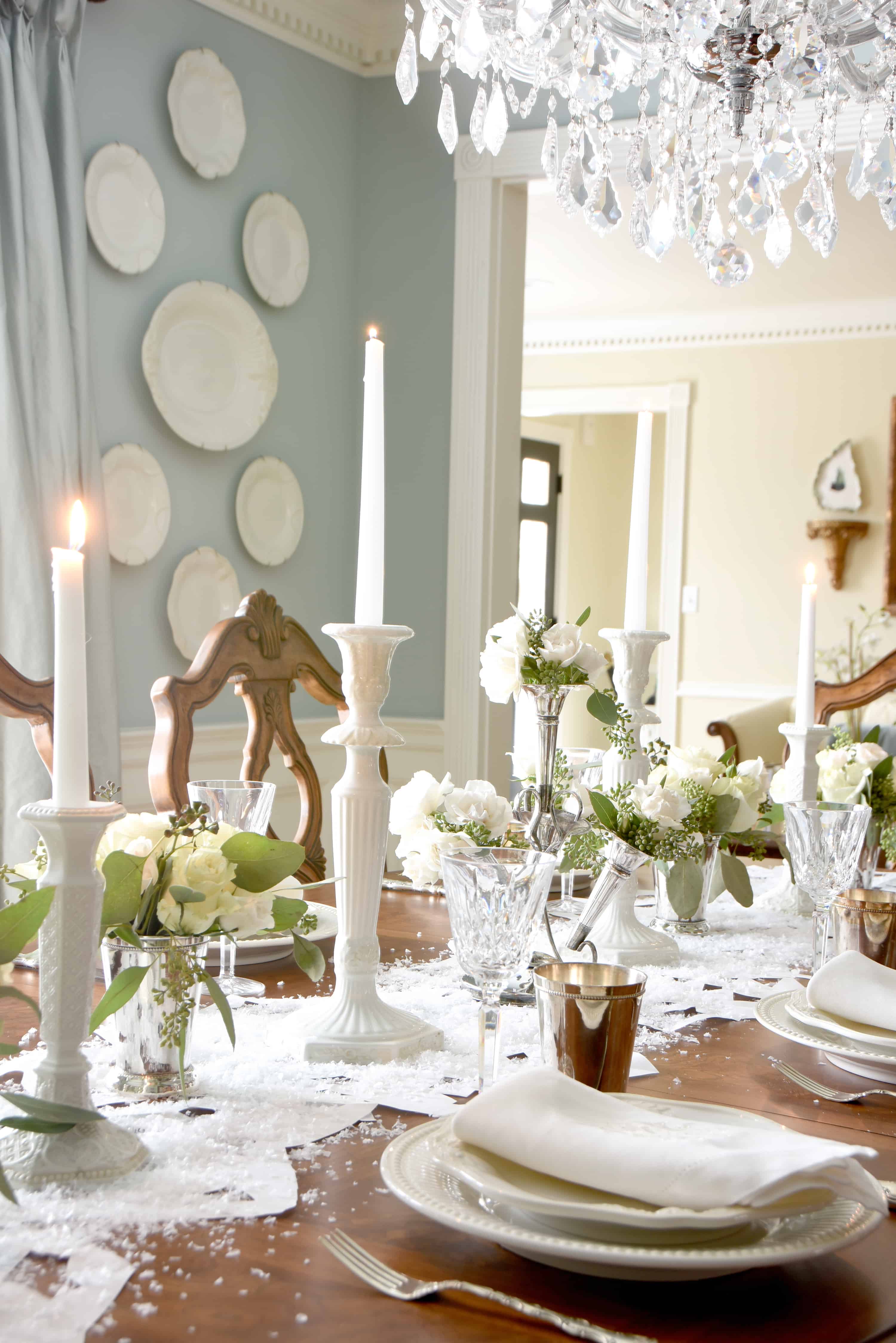 A Snowy Formal Dining Table – Dixie Delights