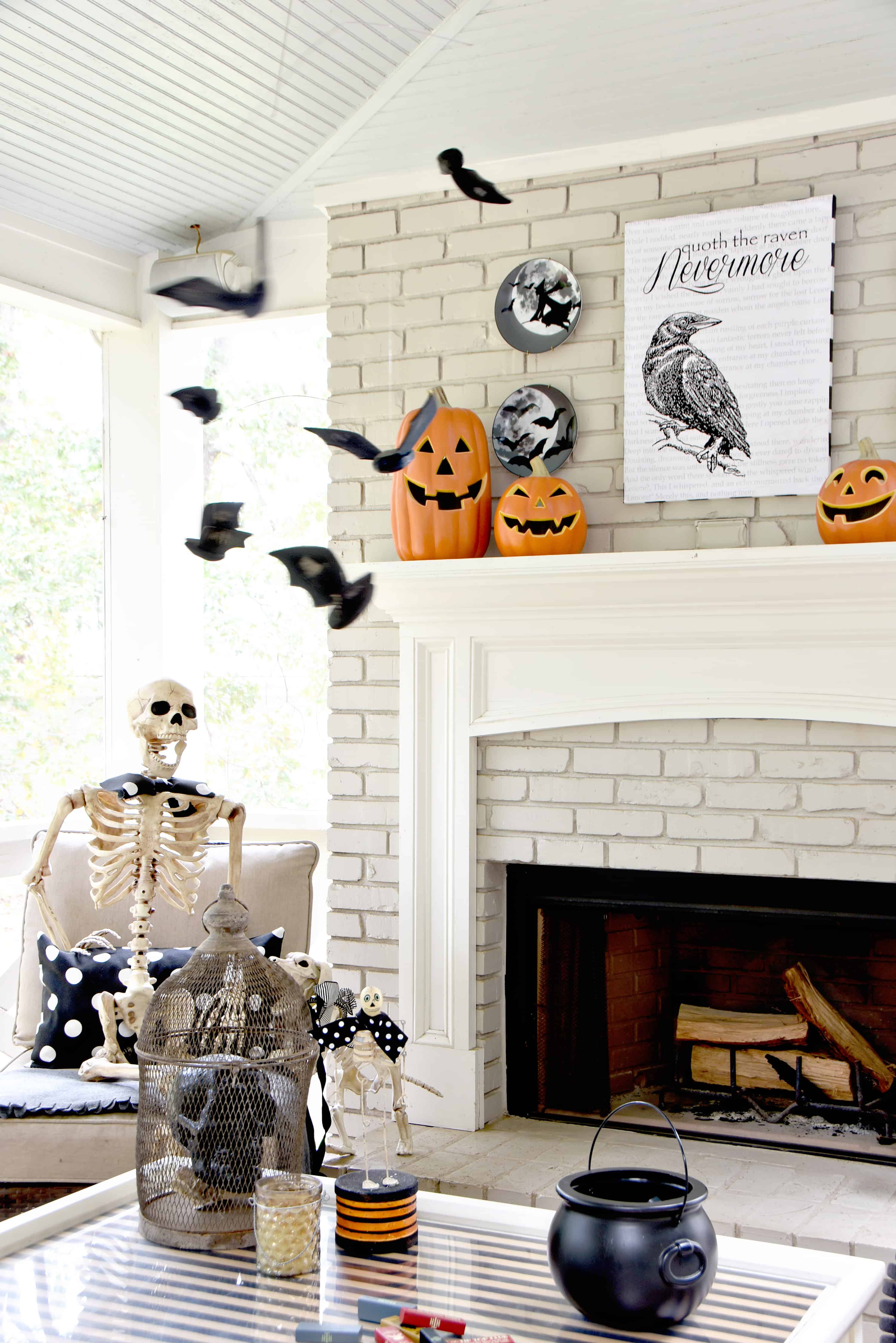 Haunted Halloween Home Tour {Porch} – Dixie Delights