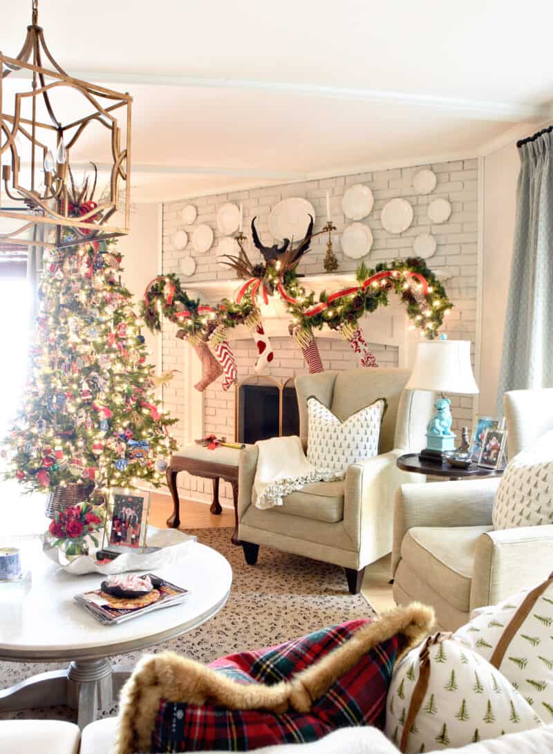 Holiday Home Tour 2019 {Den + Office} – Dixie Delights