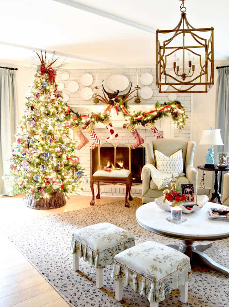 Holiday Home Tour 2019 {Den + Office} – Dixie Delights