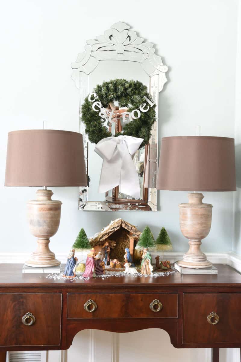 Holiday Home Tour 2019 {Living Room & Dining Room} – Dixie Delights