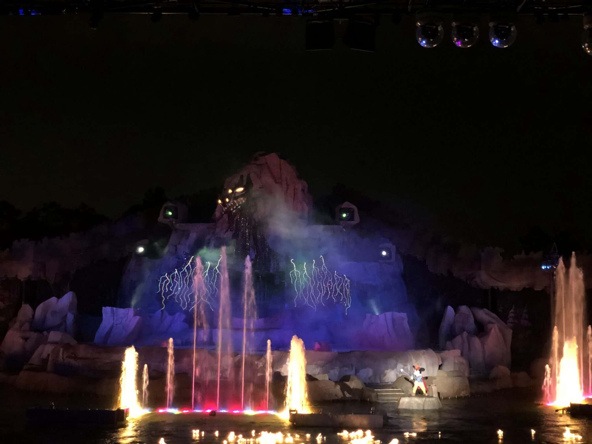 Fantasmic! Dessert & VIP Viewing Experience at Disney’s Hollywood ...