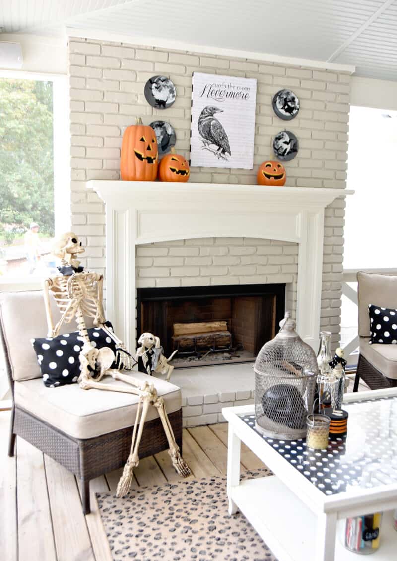 Haunted Halloween Home Tour 2020 {Porch} – Dixie Delights