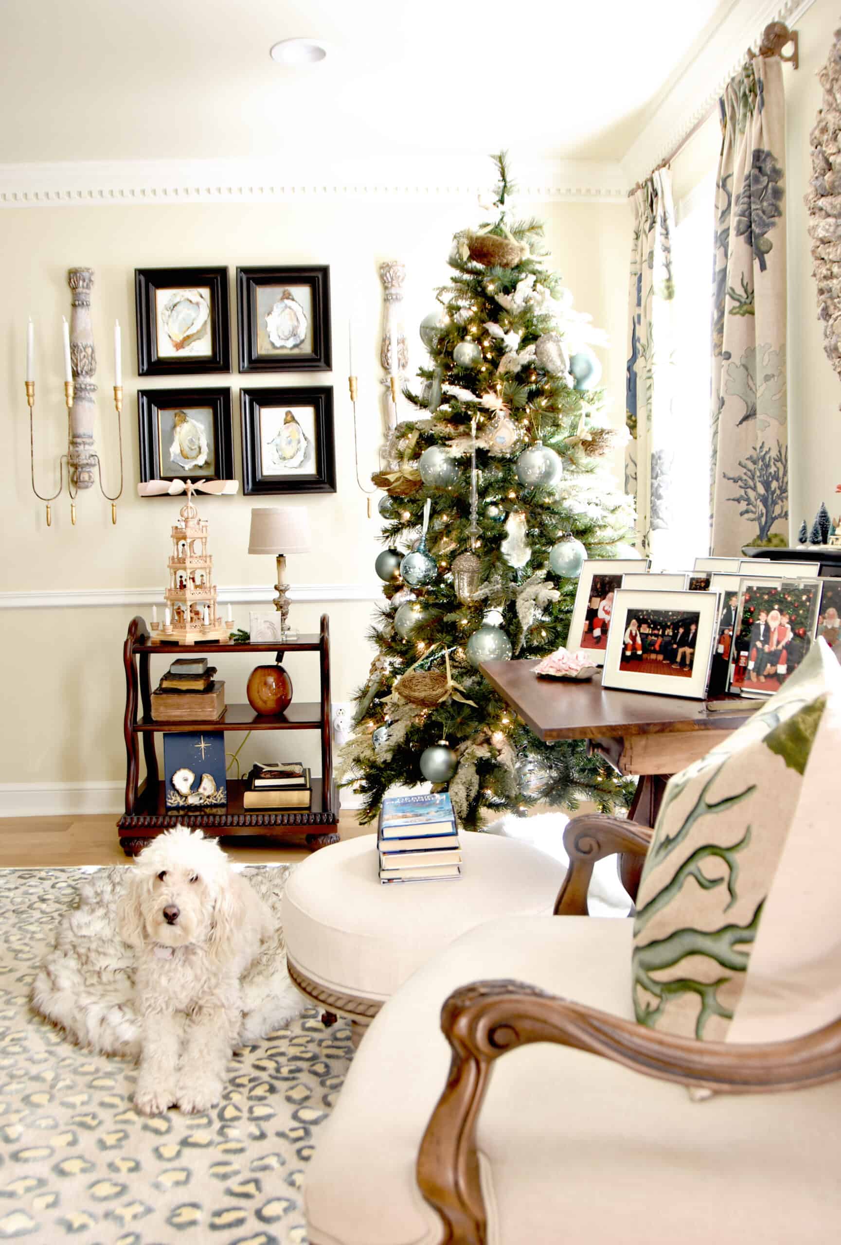 Classic Christmas Home Tour 2021 {Living Room + Office} – Dixie ...