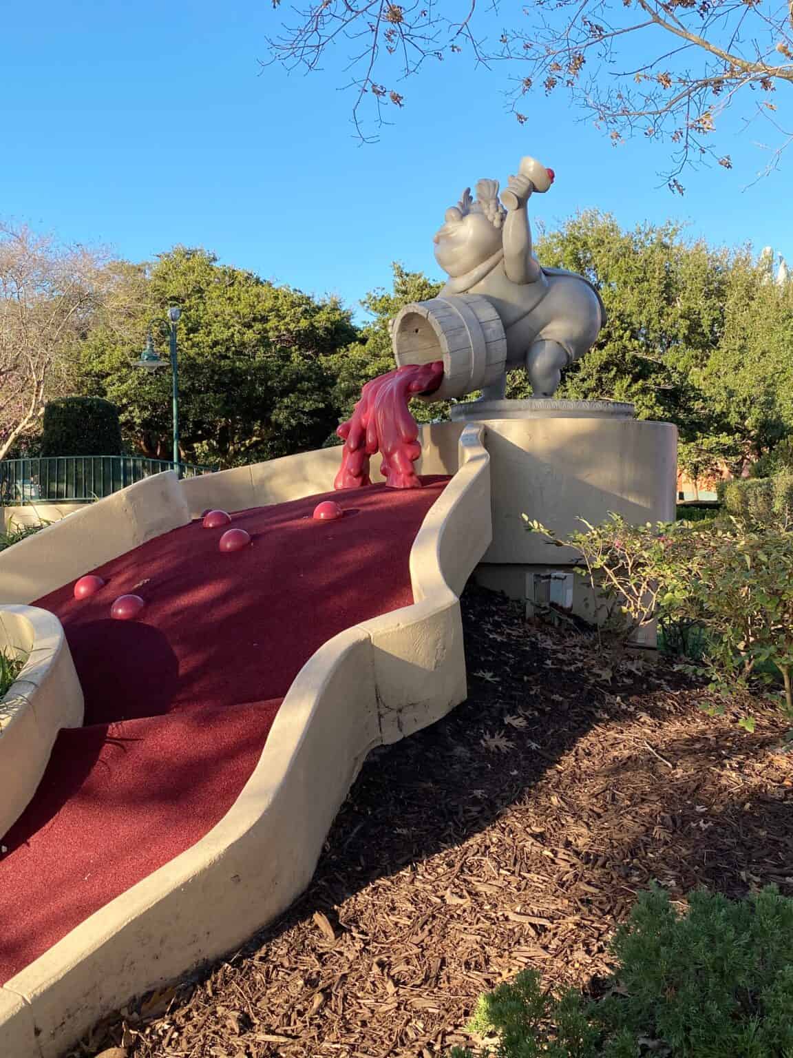 Disney’s Fantasia Gardens and Fairways Miniature Golf – Dixie Delights