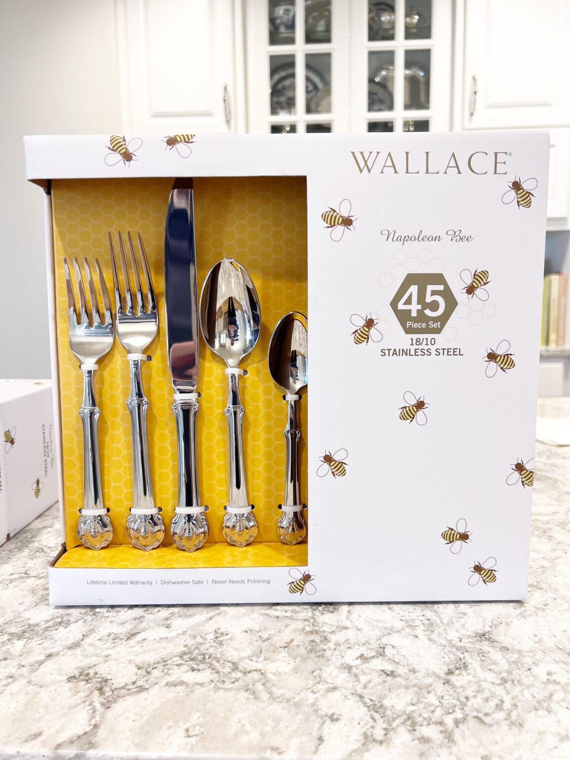 I Love {Napoleon Bee Flatware Service} – Dixie Delights